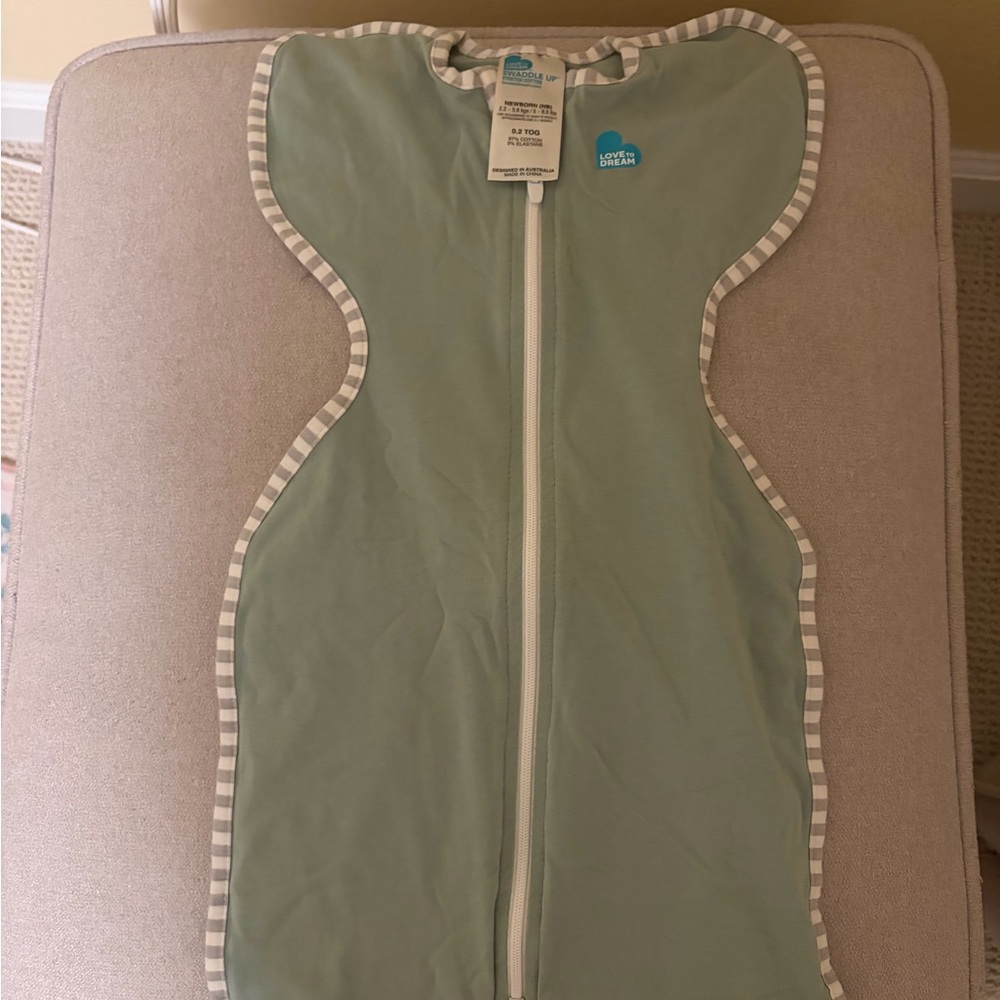 Newborn Love to Dream Swaddle